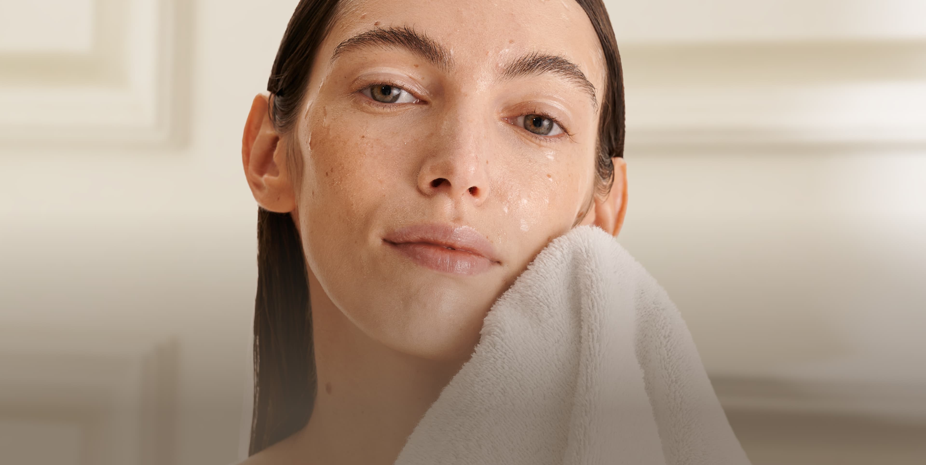 Antibacterial Towel for Everyday Skin Wellness